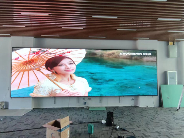 兰西P1.53led小间距屏安装案例